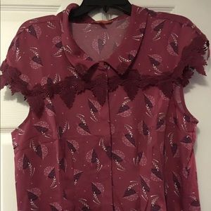 Appliqué Leaves Modcloth Top SM Burgundy